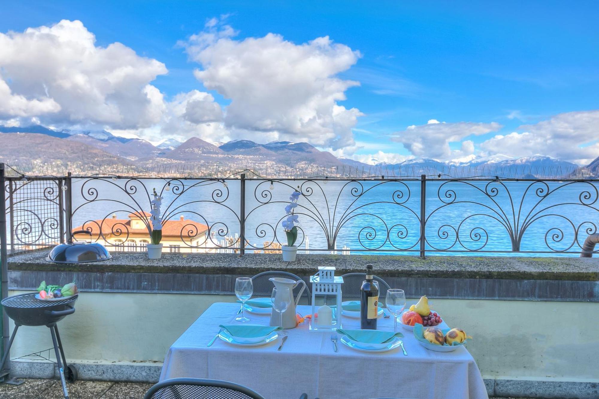 Rooftop On View - Happy Stresa