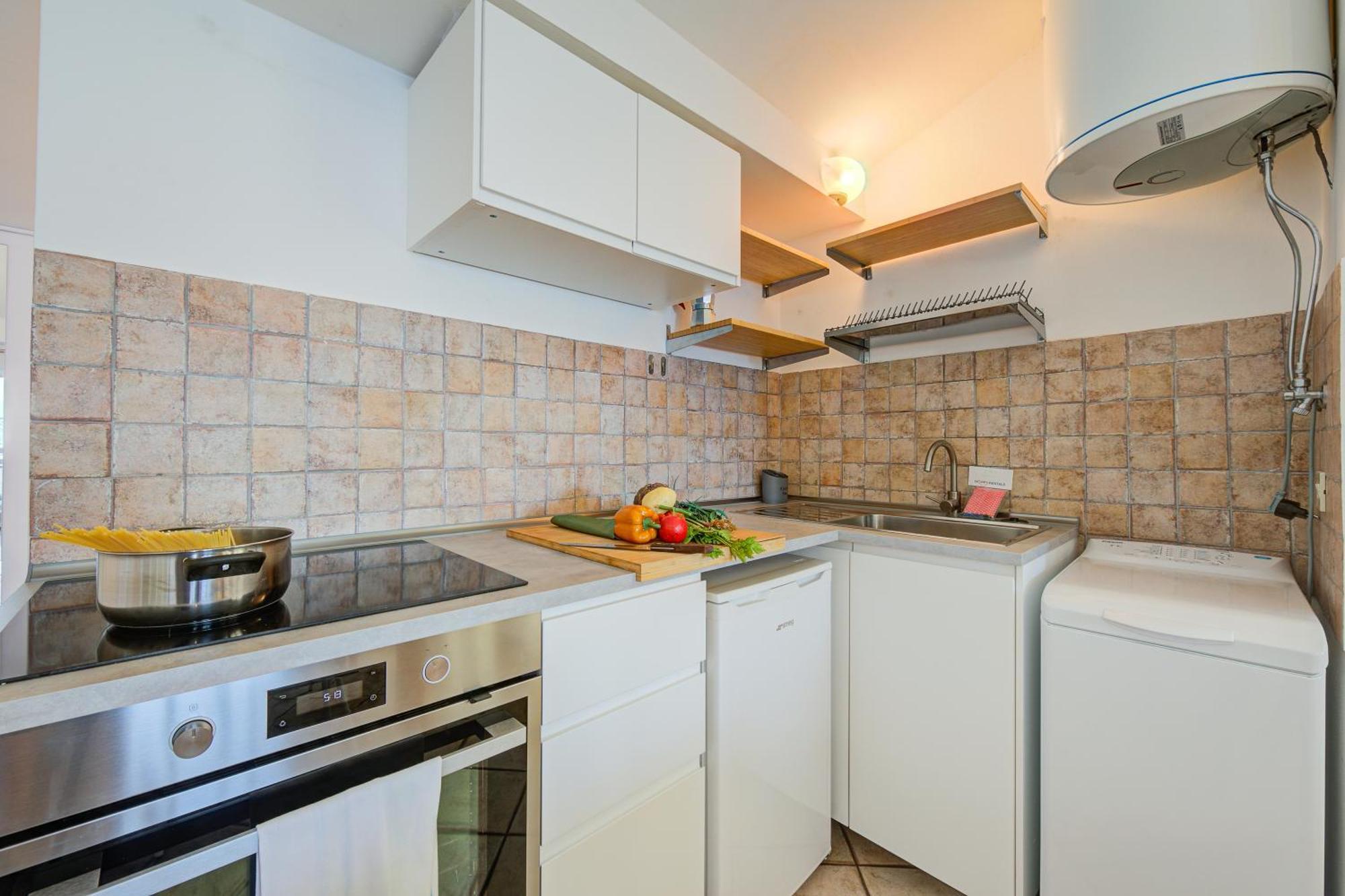 Rooftop On View - Happy Apartment